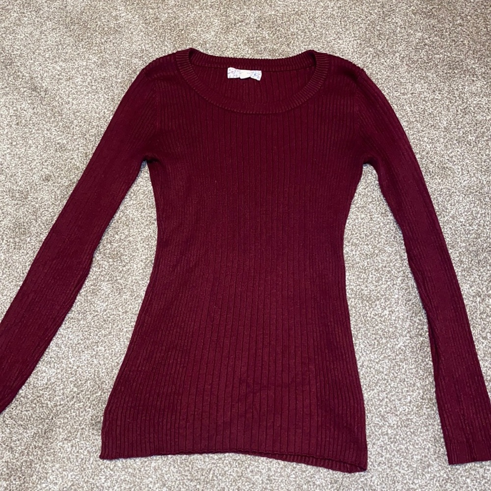 Maroon red sweater top